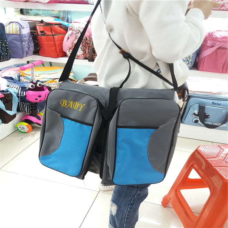 กระเป๋าคุณแม่ กางเป็นที่นอนทารกพกพาได้ 3 in 1 Baby Travel Bed and Bag