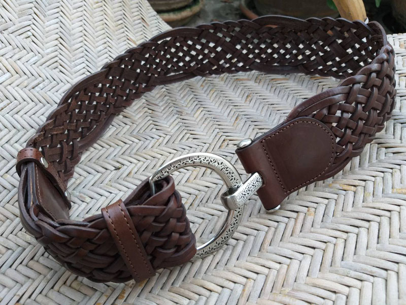 เข็มขัดหนังแท้สานขัด หัวเหล็กสวยมาก ดีไซน์สุดเก๋