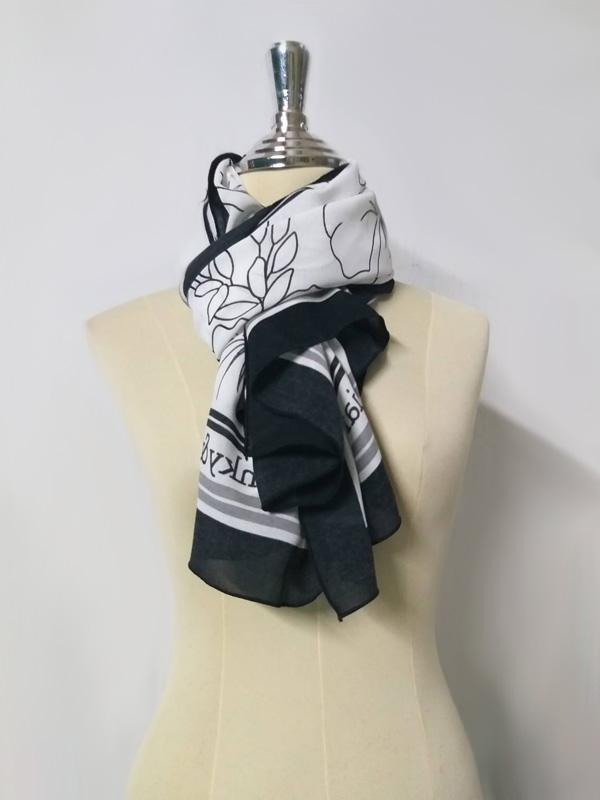 ผ้าคลุมไหล่ ผ้าผูกคอ pinky&dianne (ของใหม่)