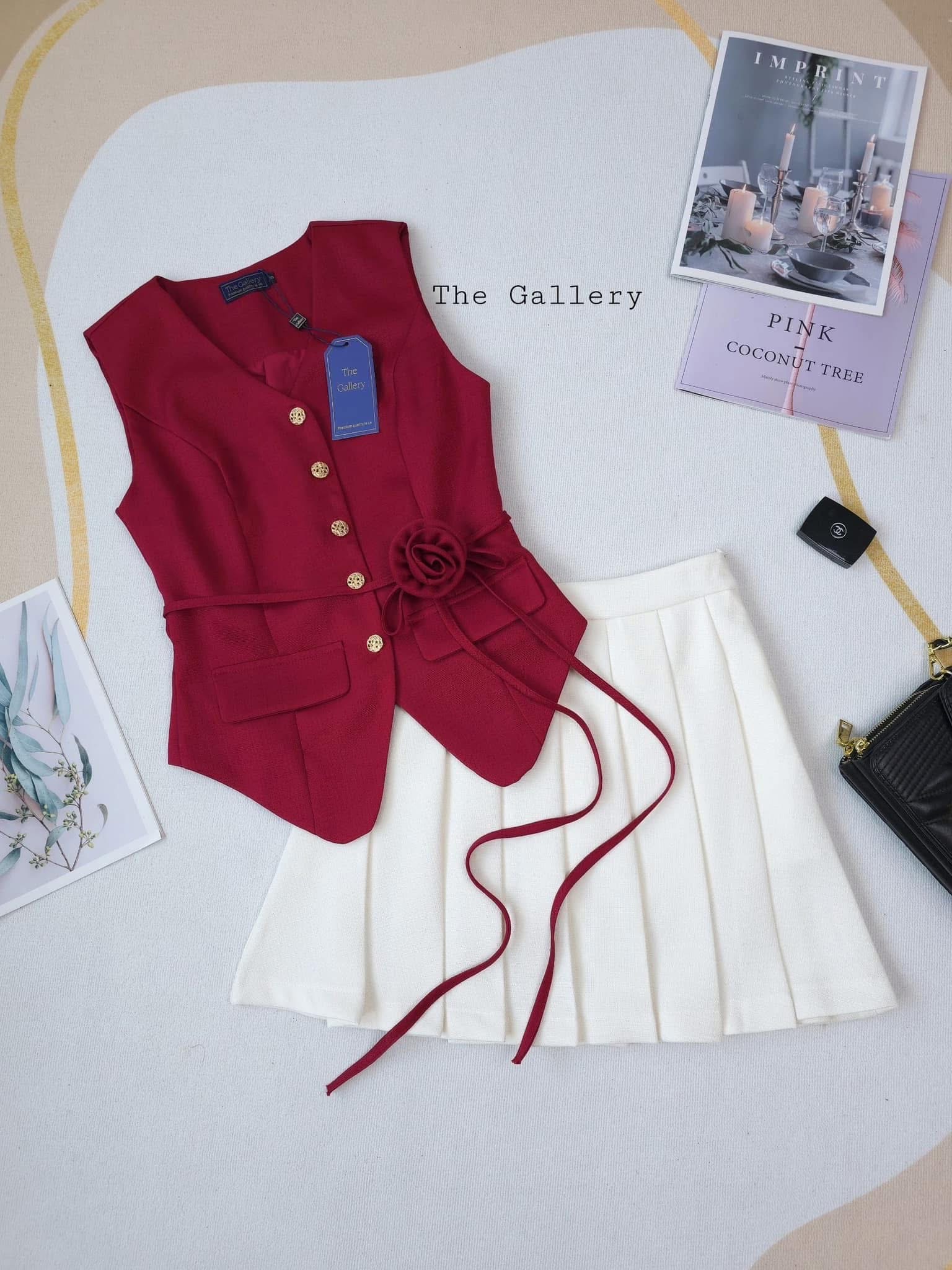 ชุดset3ชิ้น พร้อมเข็มขัดดอกไม้ใส่ได้2แบบเลย เสื้อและกระโปรงจะมีซับด้านในเป็นกางเกงค่ะ ใส่สบาย : สินค้าคุณภาพ (พร้อมส่ง)