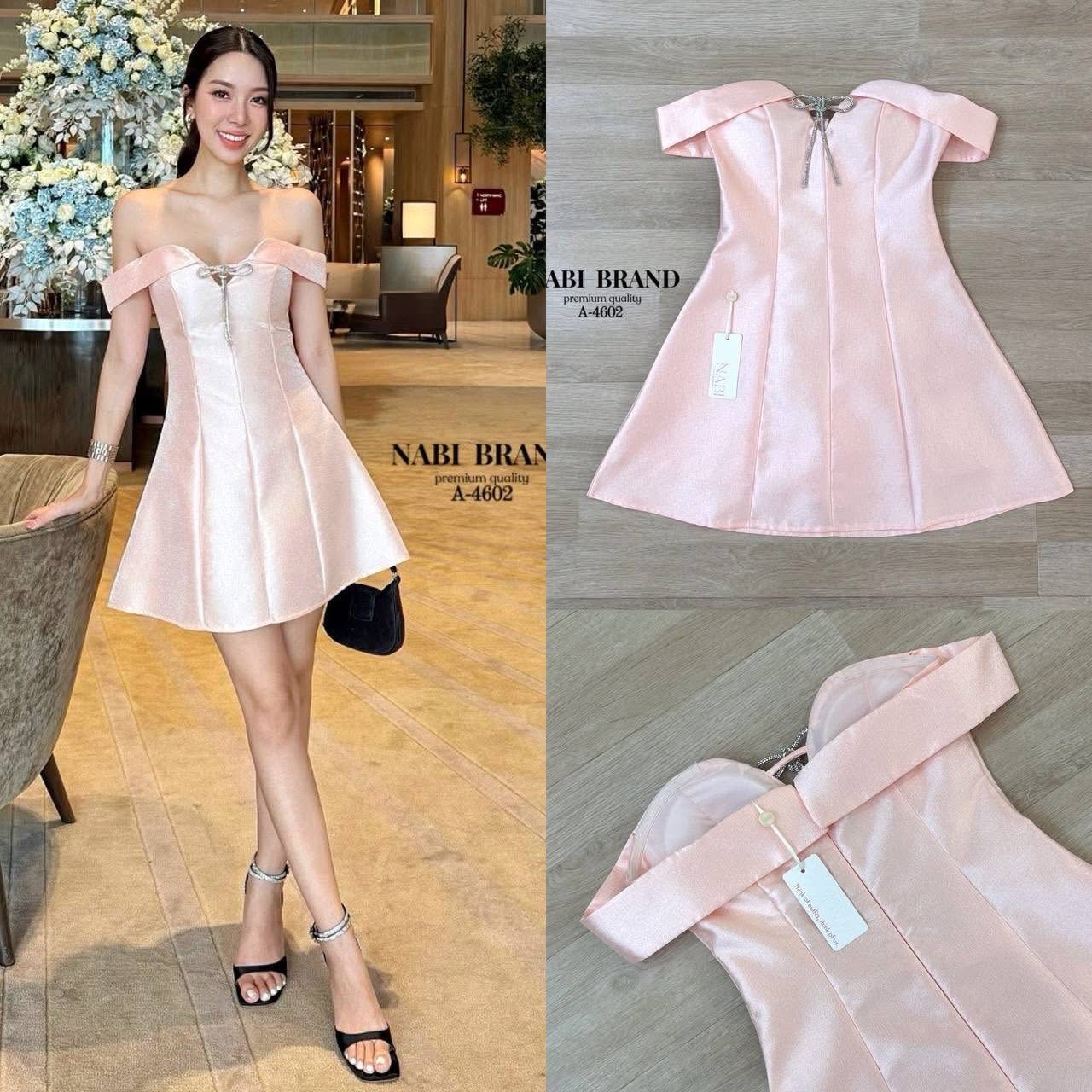 เดรสปาดไหล่ ทรงกระโปรง ดีไซน์ช่วงอกทรง V มาคู่กับเข็มกลัดเพชร ติดช่วงอกโครตหรู ช่วงอกมีฟองน้ำ ซับในอย่างดี ซิบหลัง ใส่สบาย : สินค้าคุณภาพ (พร้อมส่ง)