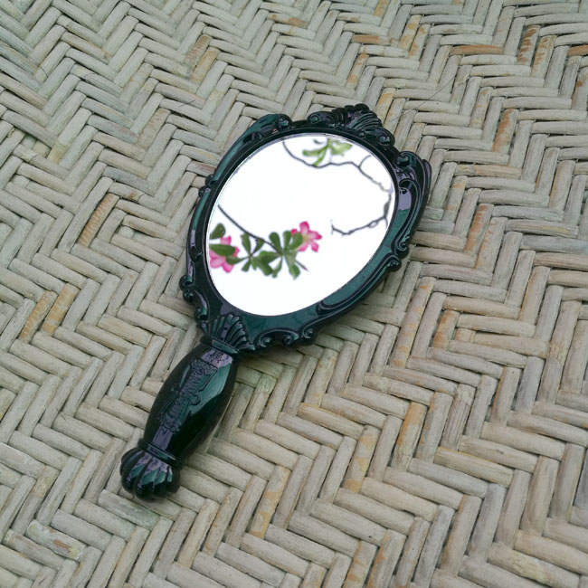 กระจกพร้อมหวี ANNA SUI สวยน่ารักกก /ของใหม่/