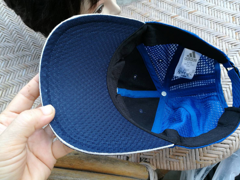 หมวกแก๊ป adidas สวยมาก