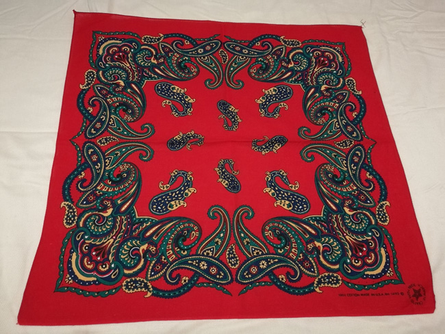 ผ้าเช็ดหน้าผืนใหญ่ สวยย Made in U.S.A.