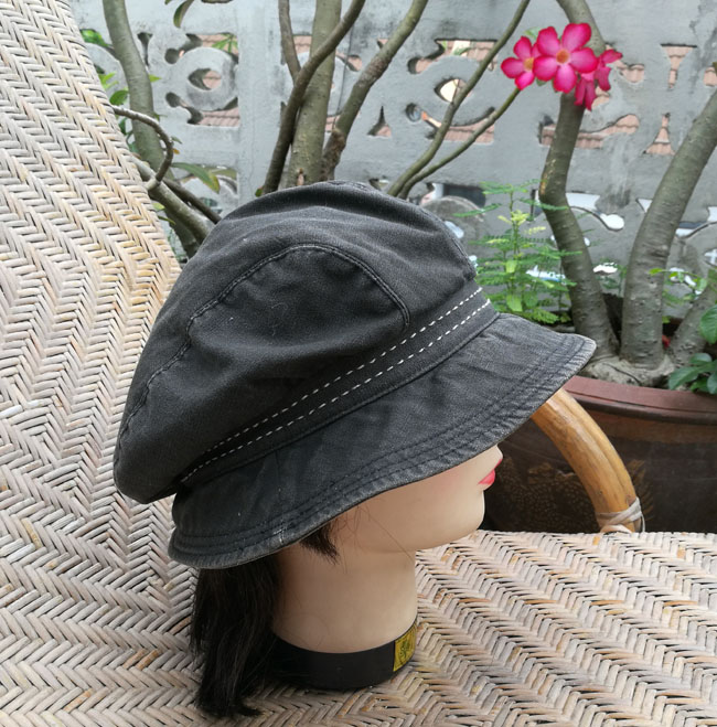 หมวกปีกกว้างทรงเก๋ ผ้าฟอกแนวเซอร์ น่ารักค่ะใบนี้