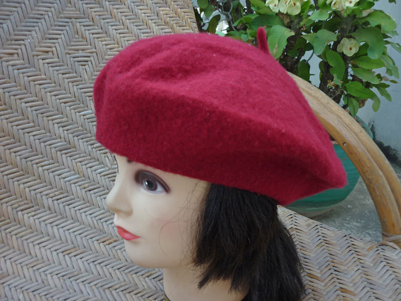 หมวกเบเร่ย์ THE EMPORIUM 93%wool สีสวยมาก