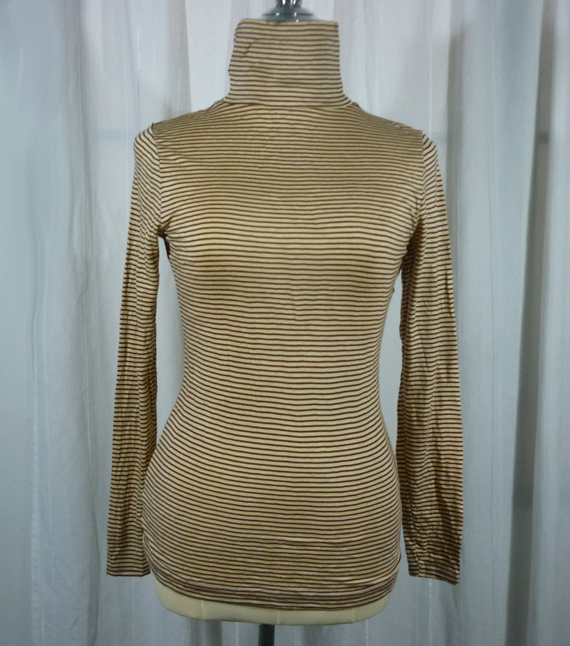 เสื้อฮีทเทคหญิง ลายน้ำตาล TOPVALU Sz M