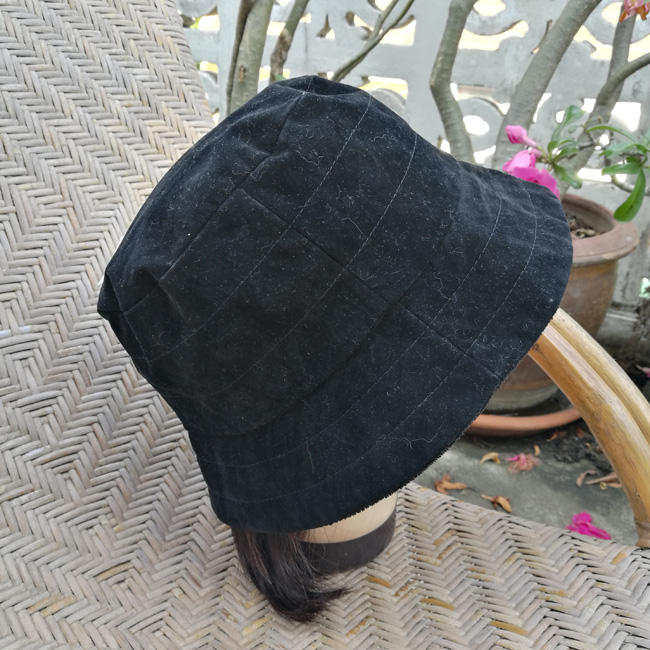 หมวกบักเก็ตกำมะหยี่สีดำ /ใหม่ป้ายห้อย/