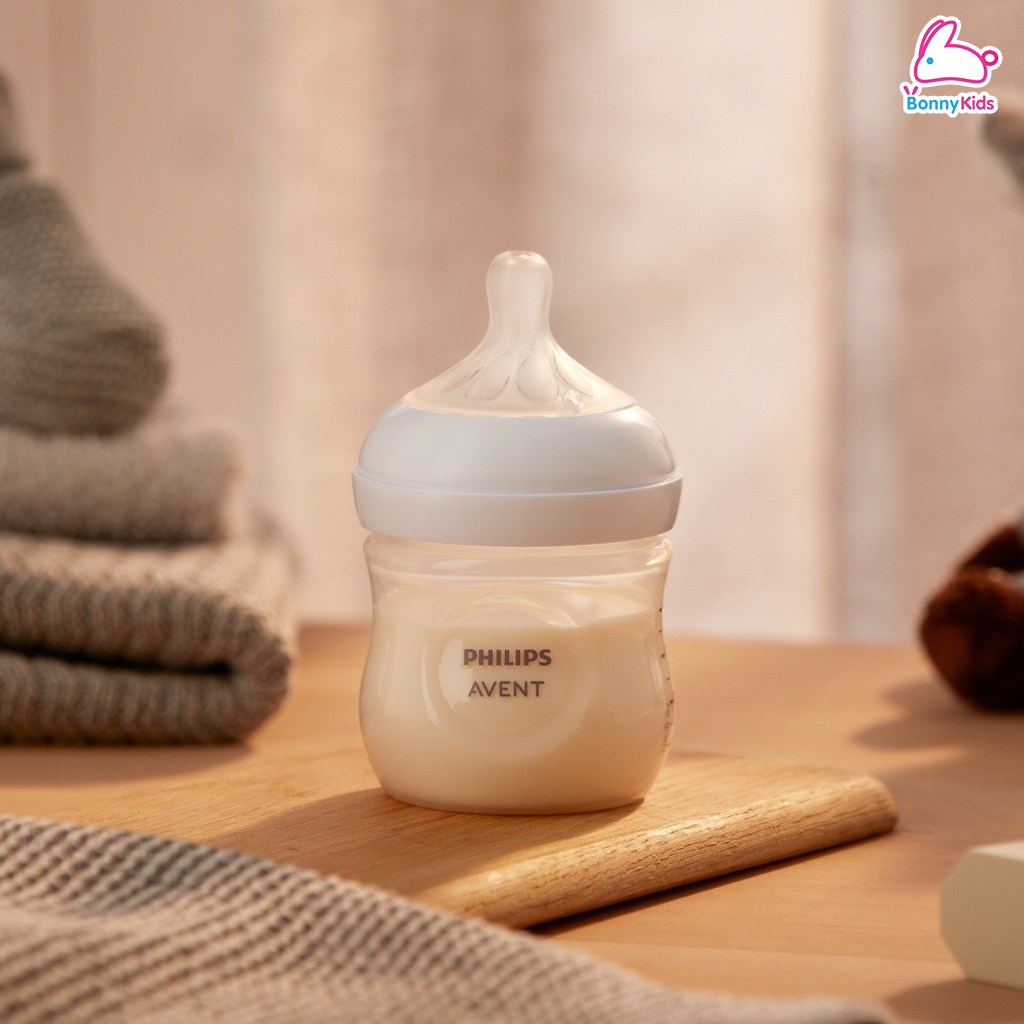 PHILIPS AVENT (ฟิลิปส์เอเวนท์) ขวดนมพร้อมจุกนมซิลิโคน รุ่นเนเชอร์รัล (ขนาด 4 ออนซ์)