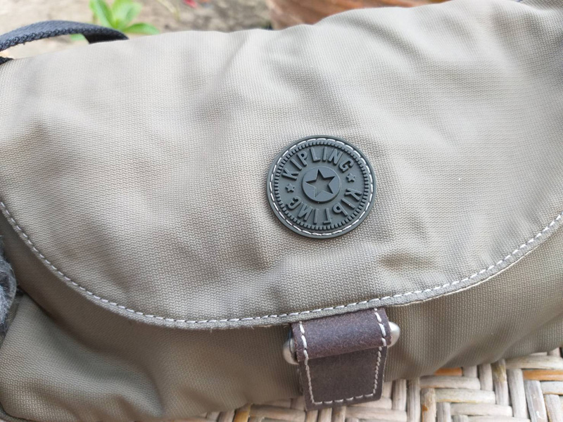 กระเป๋าสะพาย Kipling ของแท้