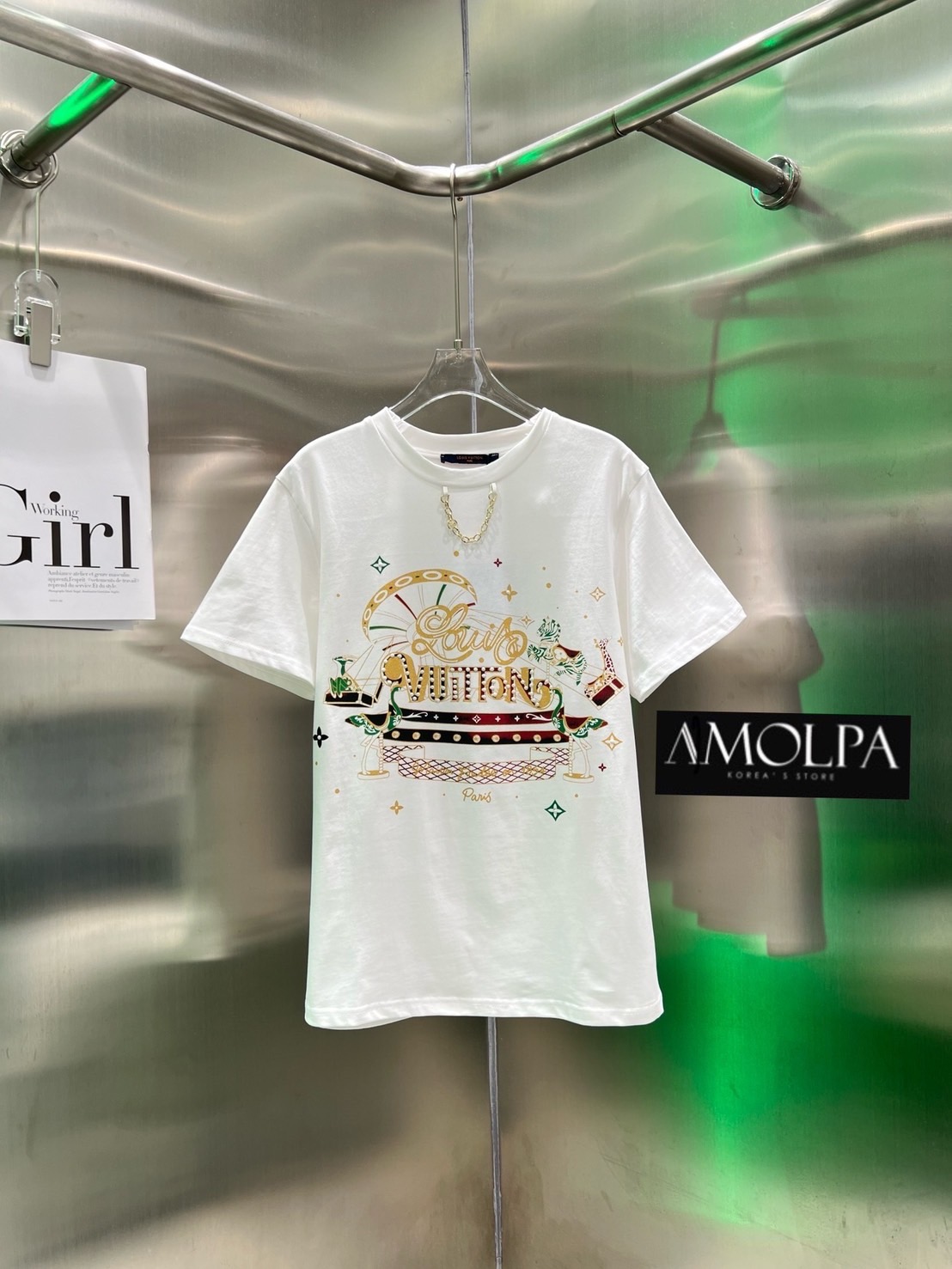 เสื้อยืด LV งานน่ารักมาก ผ้าใส่สบายมาก ใส่สบายสุดๆ ..สวยสับบของจริง เก็บเองแล้วทุกสี ใส่สบาย : สินค้าคุณภาพ (พร้อมส่ง)