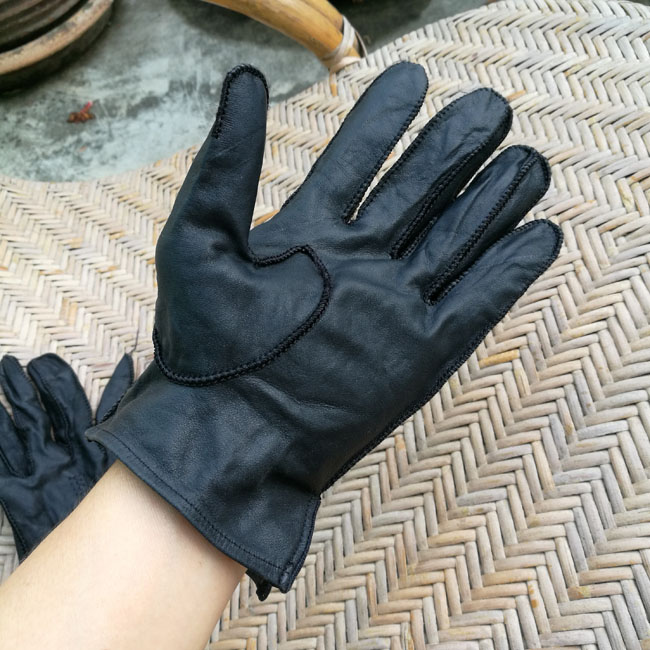 ถุงมือหนังแท้ หญิงไซด์ M