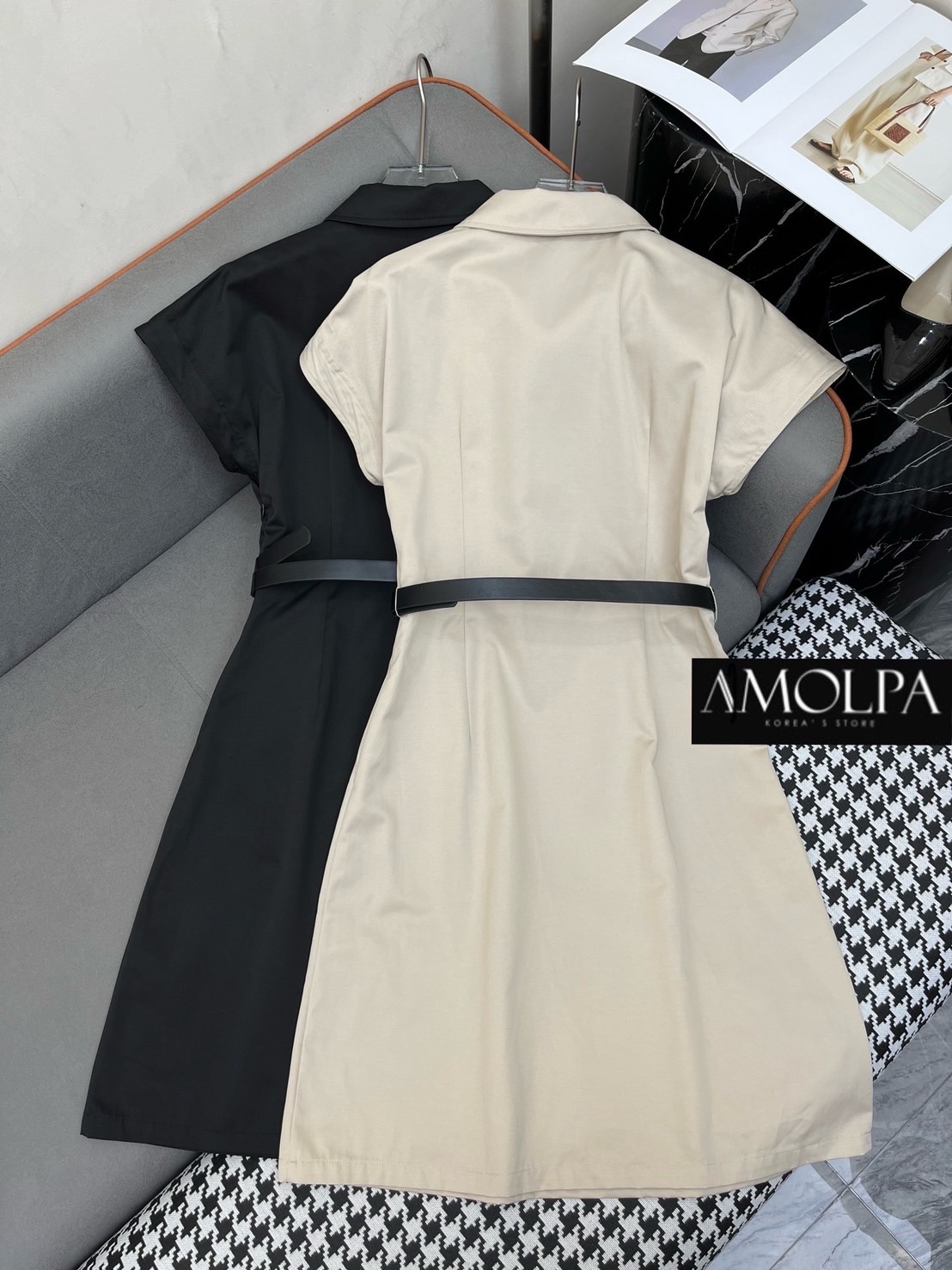 DRESS LOEWE WITH BELT!!!! สวยแบบไม่เกรงใจใครเลยค่า งานสวยม๊ากกก สวยหรู ดูแพงสุดๆ งานมีน้ำหนัก ผ้าอย่างดี น่ารักม๊ากก ใส่สบาย : สินค้าคุณภาพ (พร้อมส่ง)