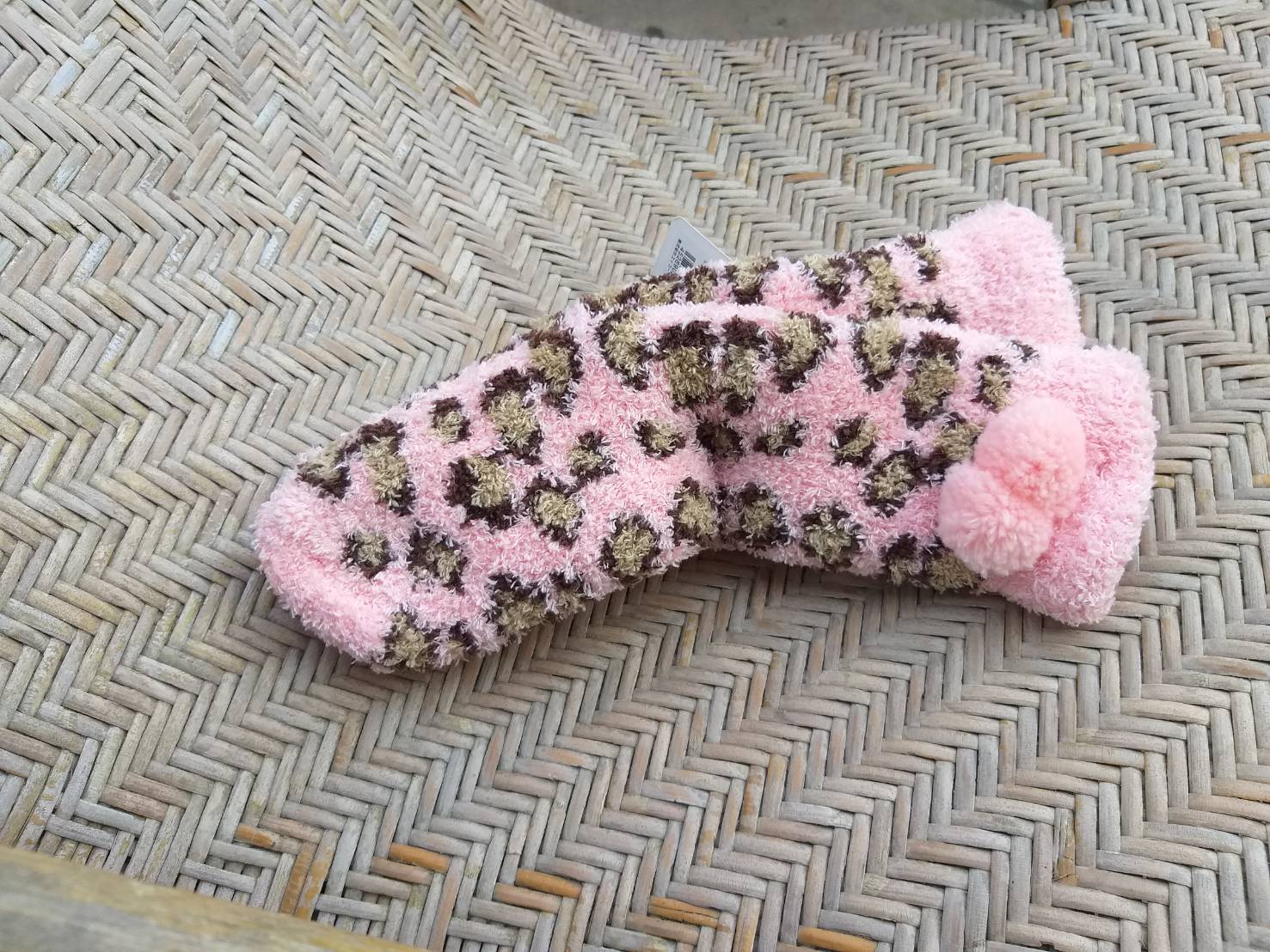 ถุงเท้าขนปุย สุดนิ่ม อุ่นมาก