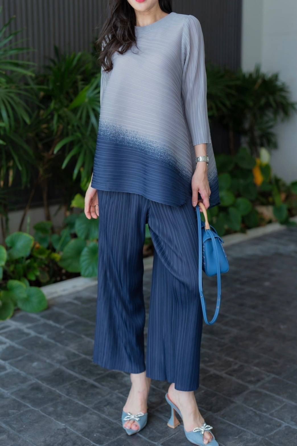 ชุดเซตผ้าอัดพลีทเนื้อดี แบบงาน Brand เสื้อแพตเทิร์น คอกลม แขนยาว ไล่เฉดสี+กางเกงเอวสมอค อัดพลีท งานพลีท เกรดPremium ใส่สบาย : สินค้าคุณภาพ (พร้อมส่ง)