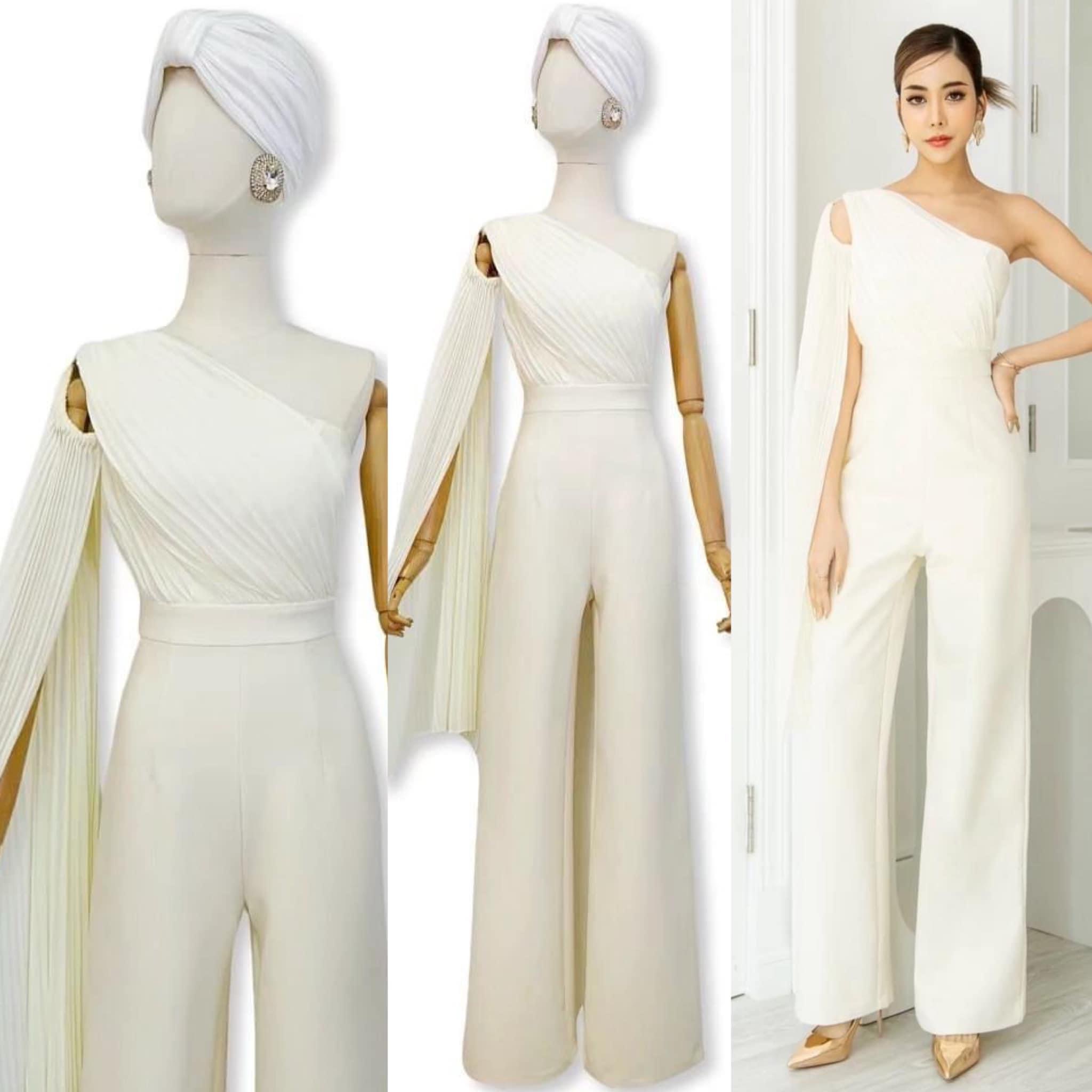 จั้มสูทไหล่เฉียงแต่งผ้าชีฟองอัดพลีท เนื้อผ้าเกรดเอ ผ้าทิ้งตัวสวย ตัวชุดเป็นทรงเข้ารูป สินค้าคุณภาพ (พร้อมส่ง)