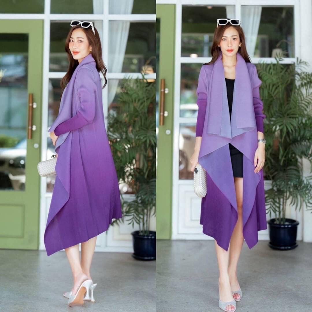 เดรสอัดพลีท เบราเซอร์ ตัวยาว อัดพลีท 100% เนื้อเดียวกับงาน Brand ดีไซน์เก๋ ด้วยแพตเทิร์น ปกใหญ่ซ้อน ปลายระย้า ทรงผีเสื้อ 👍🏻 สินค้าคุณภาพ (พร้อมส่ง)