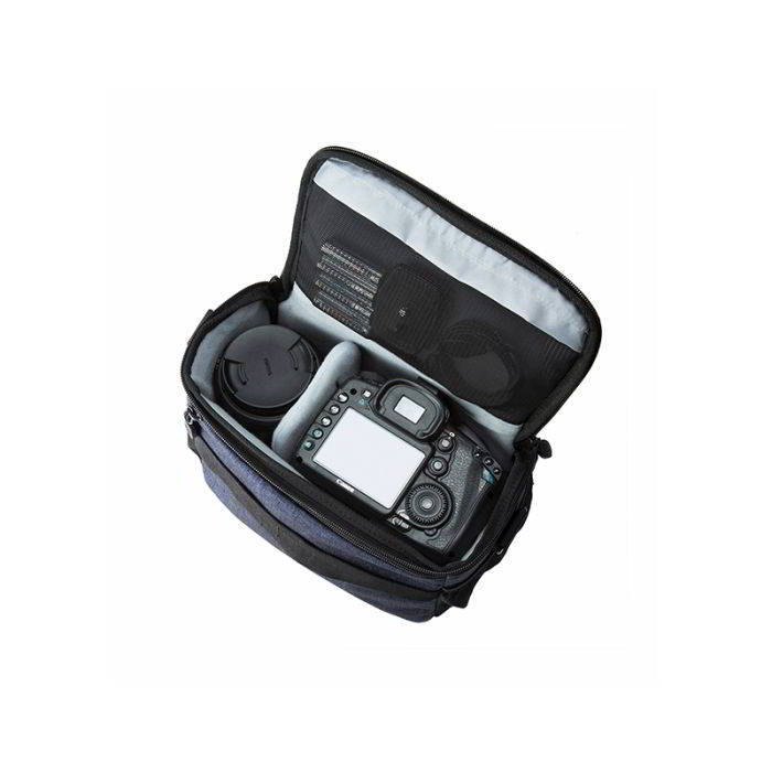 กระเป๋าใส่กล้องถ่ายรูป SLR/DSLR ขนาดกะทัดรัด พร้อมผ้าคลุมกันฝนหรือสิ่งสกปรก (สี Heather Blue) (BAGSMART Compact Camera Shoulder Bag for SLR/DSLR with Waterproof Rain Cover)