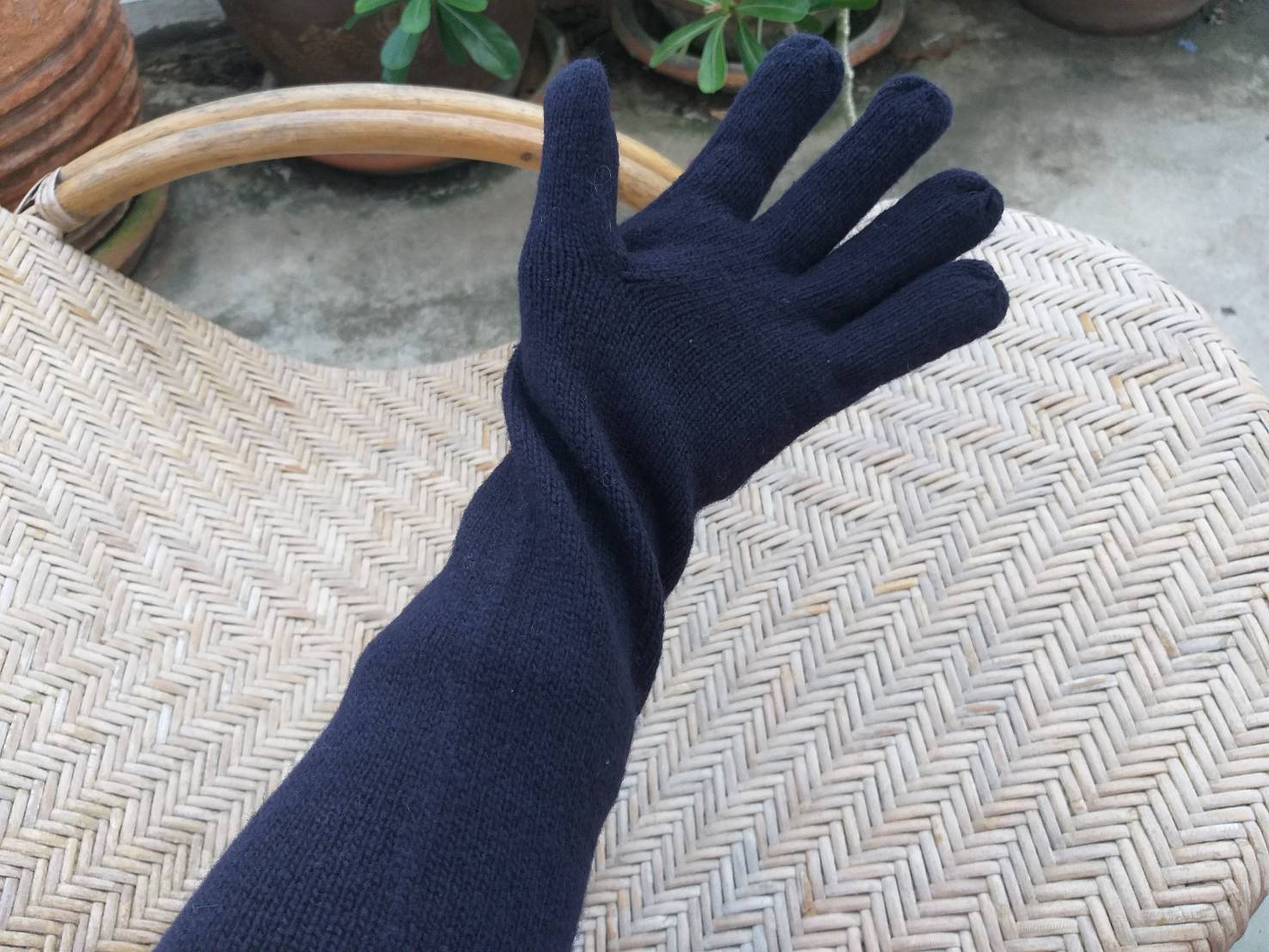 ถุงมือไหมพรมแบบยาว ของผู้หญิงจ้า น่ารักใส่อุ่น