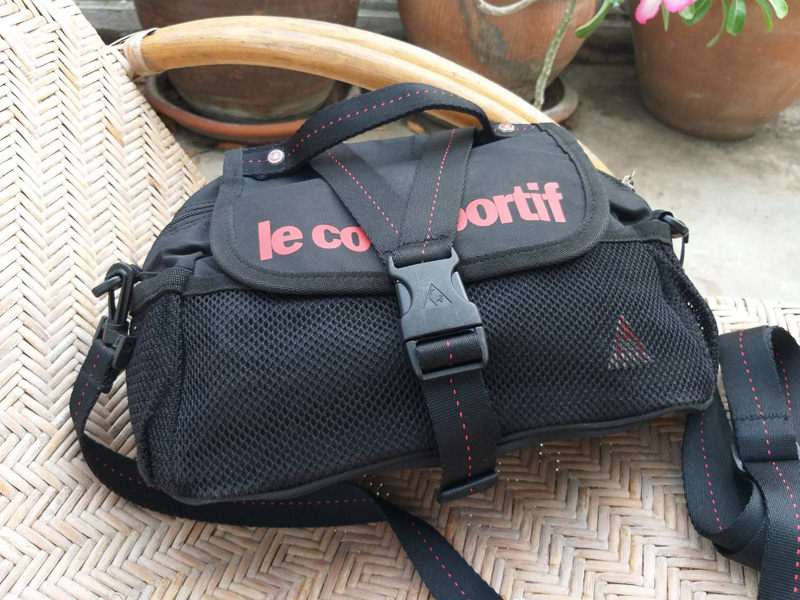 กระเป๋าสะพาย le coq sportif สวยมาก