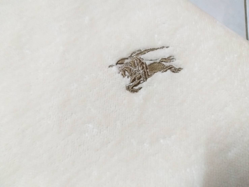 ผ้าห่มผืนใหญ่ Burberrys ของแท้