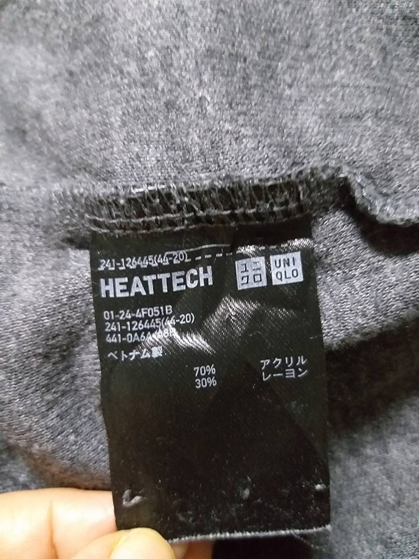เสื้อฮีทเทคหญิง ผ้าฟลีซ Uniqlo heattech Sz M