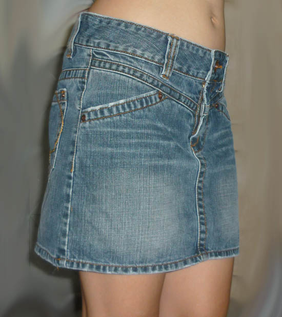 #2กระโปรงยีนส์ฟอกแบรนด์ t+bc 31-36-13.5