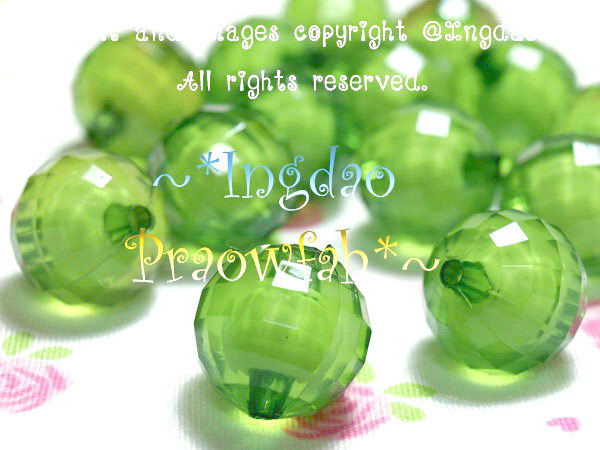 AW5005-pd10 ลูกปัดทรงกลมตัดเหลี่ยม สอดใส้ลูกปัดกลมขาว ขนาด 10 มิล. สีเขียวอ่อน (10 กรัม/20 ชิ้น)