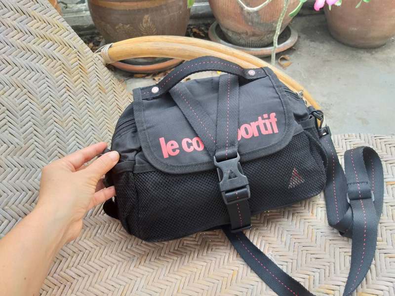 กระเป๋าสะพาย le coq sportif สวยมาก