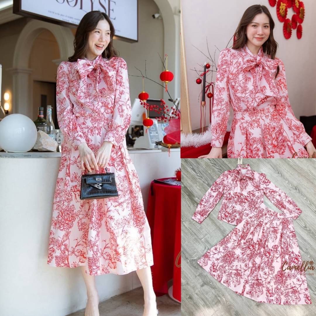 ชุดSet เสื้อเชิ๊ตคอผูกโบ + กระโปรงลายเดียวกันทั้งชุด งานผ้าพิมลายอย่างดี สวยลงตัวมากๆคะ สินค้าคุณภาพ (พร้อมส่ง)