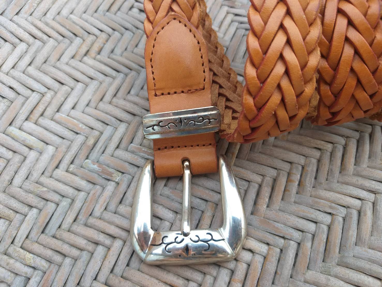 เข็มขัดหนังแท้สานขัด สวยมากเส้นนี้