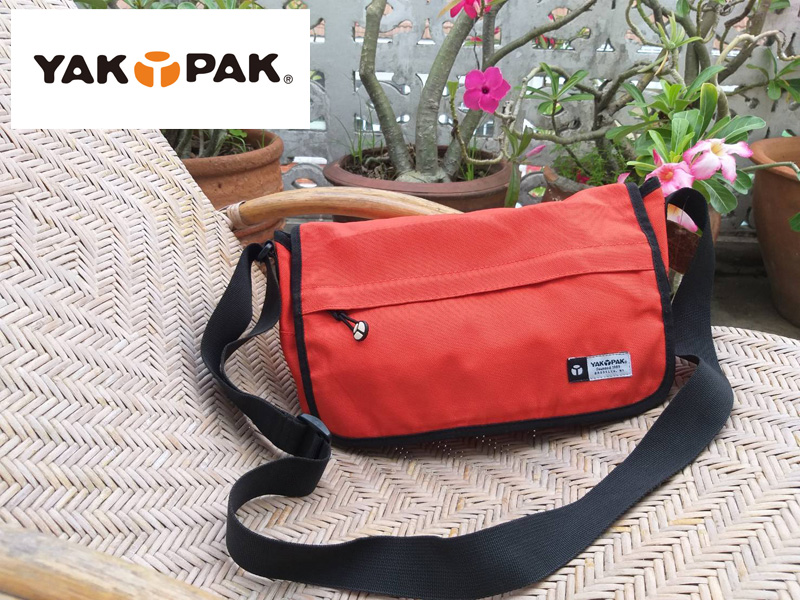 กระเป๋าสะพาย YAK PAK ของแท้ (ใหม่ป้ายห้อย)
