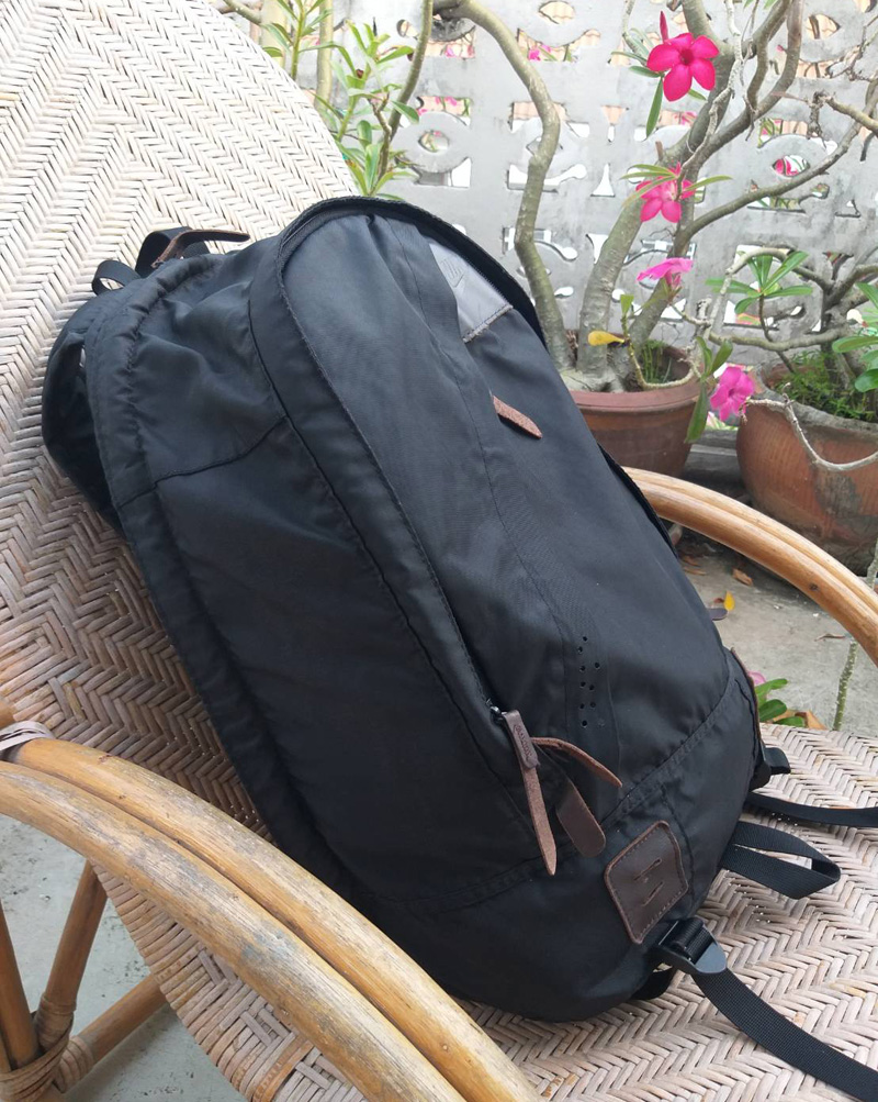 กระเป๋าเป้ NIKE บุฟองน้ำหนา เป้ 2 ชั้น ช่องเยอะ