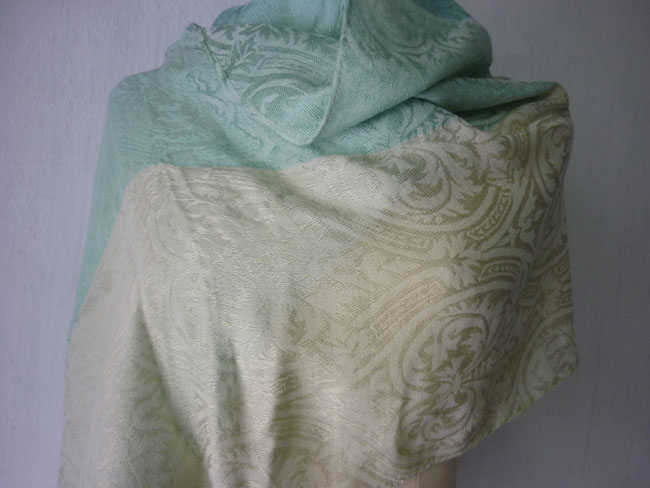 ผ้าพันคอ ผ้าคลุมไหล่ 100% wool /ของใหม่/