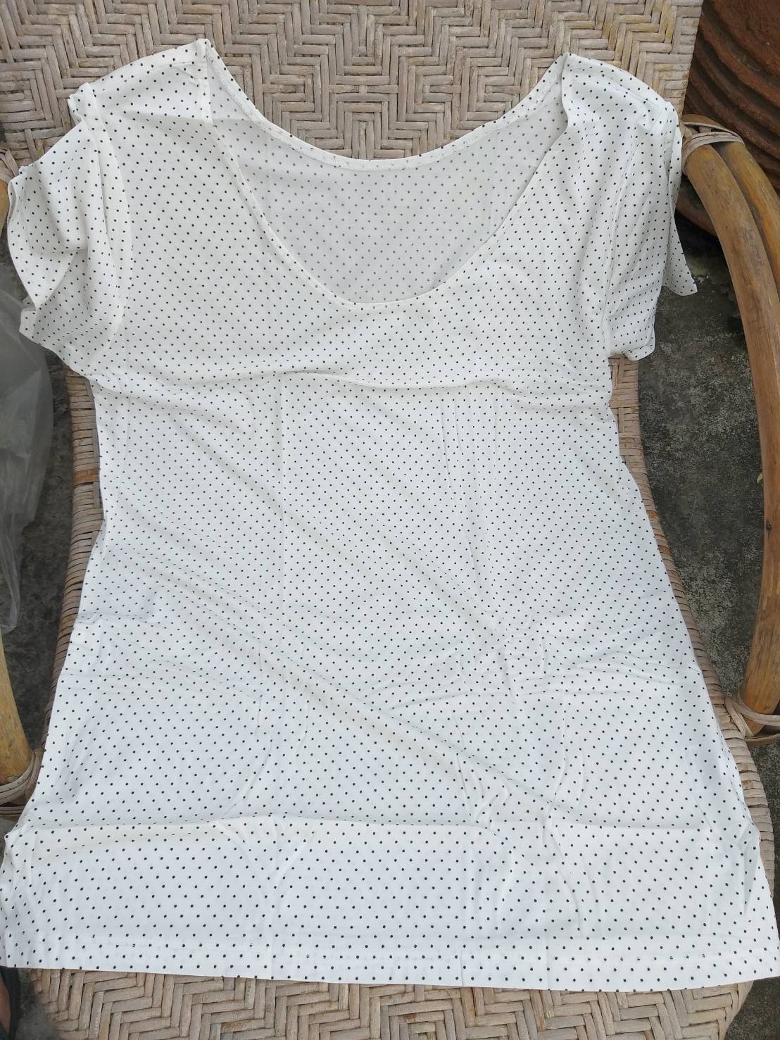 เสื้อ AIRism Uniqlo SzXL ผ้าเบาใส่สบายมาก (ของใหม่)