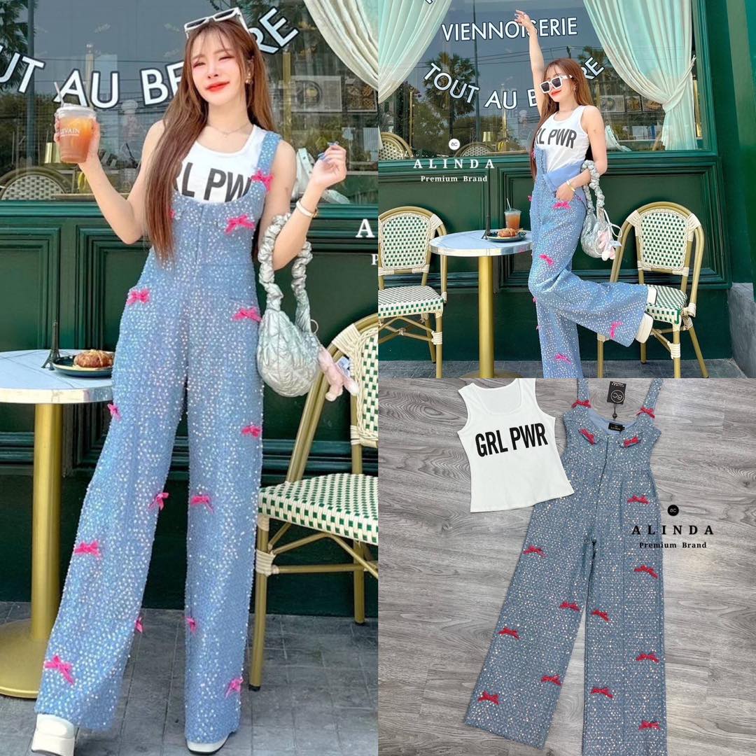 จั๊มสูทผ้ายีนส์เนื้อนุ่มปักกลิตเตอร์ ขายาว แขนกุด ติดโบว์สีชมพูดูน่าร๊ากกกกก มาพร้อมเสื้อแขนกุดสีขาวสกรีน GRL PWR สินค้าคุณภาพ (พร้อมส่ง)