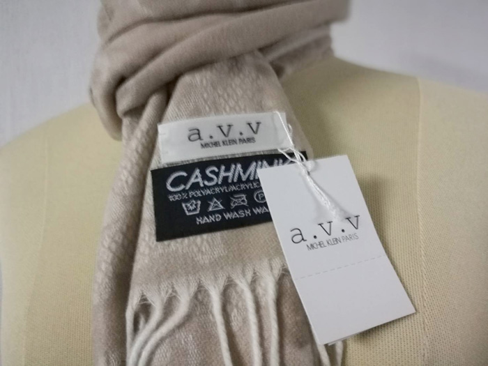 ผ้าพันคอ MICHEL KLEIN PARIS สวยมากกกก นุ่มมากกก (ของใหม่)