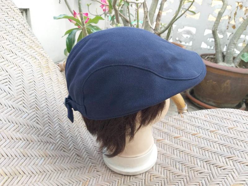 หมวกติงลี่ หมวกแฟลตแค็ป Uniqlo