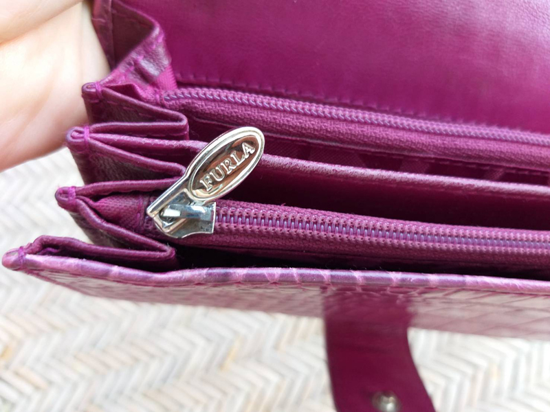 กระเป๋าสตางค์ FURLA หนังแท้ ช่องเยอะ