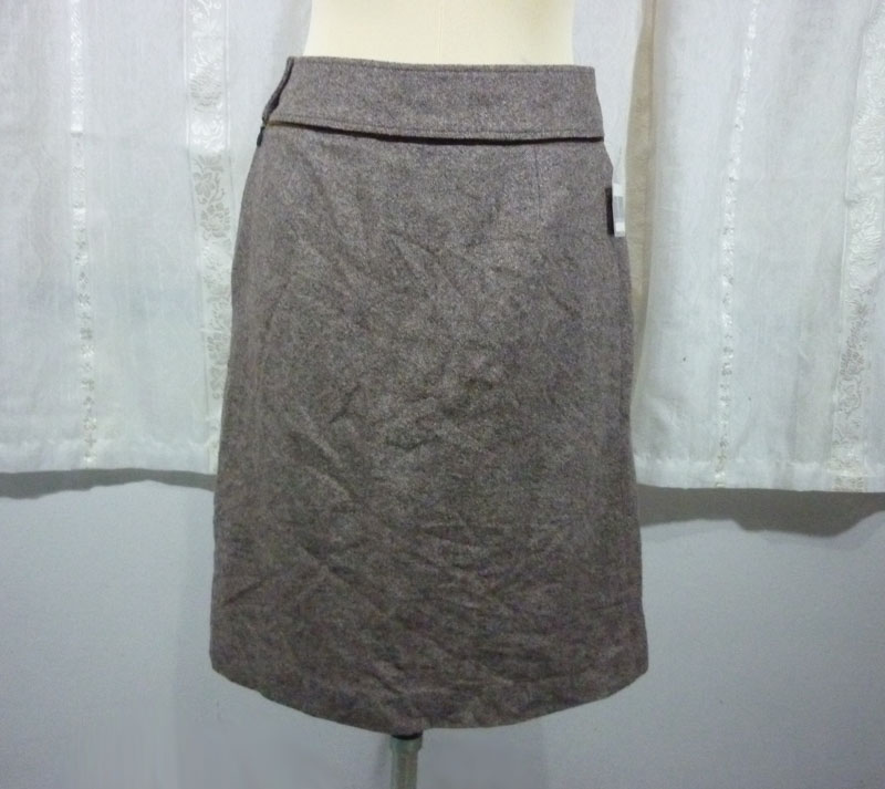 กระโปรงผ้าทอขนสัตว์ สวยหรูดีดีมาก 30-40-22 /ของใหม่/