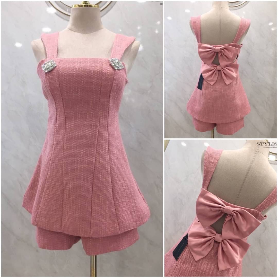 เซตเสื้อสายเดี่ยว มาพร้อมกางเกงขาสั้นเข้าชุด ใส่สวยดูดี ใส่ได้หลายโอกาส สินค้าคุณภาพ (พร้อมส่ง)