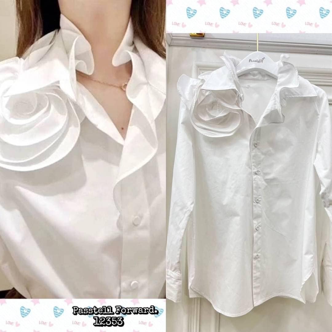 เสื้อเชิ้ต Shirtเกาหลีแต่งดอก3D งานสวยมากค่าา : สินค้าคุณภาพ (พร้อมส่ง)