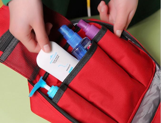 กระเป๋าใส่อุปกรณ์อาบน้ำ คุณภาพดี สำหรับเดินทาง ท่องเที่ยว แขวนได้ กันน้ำ แข็งแรง ทนทาน