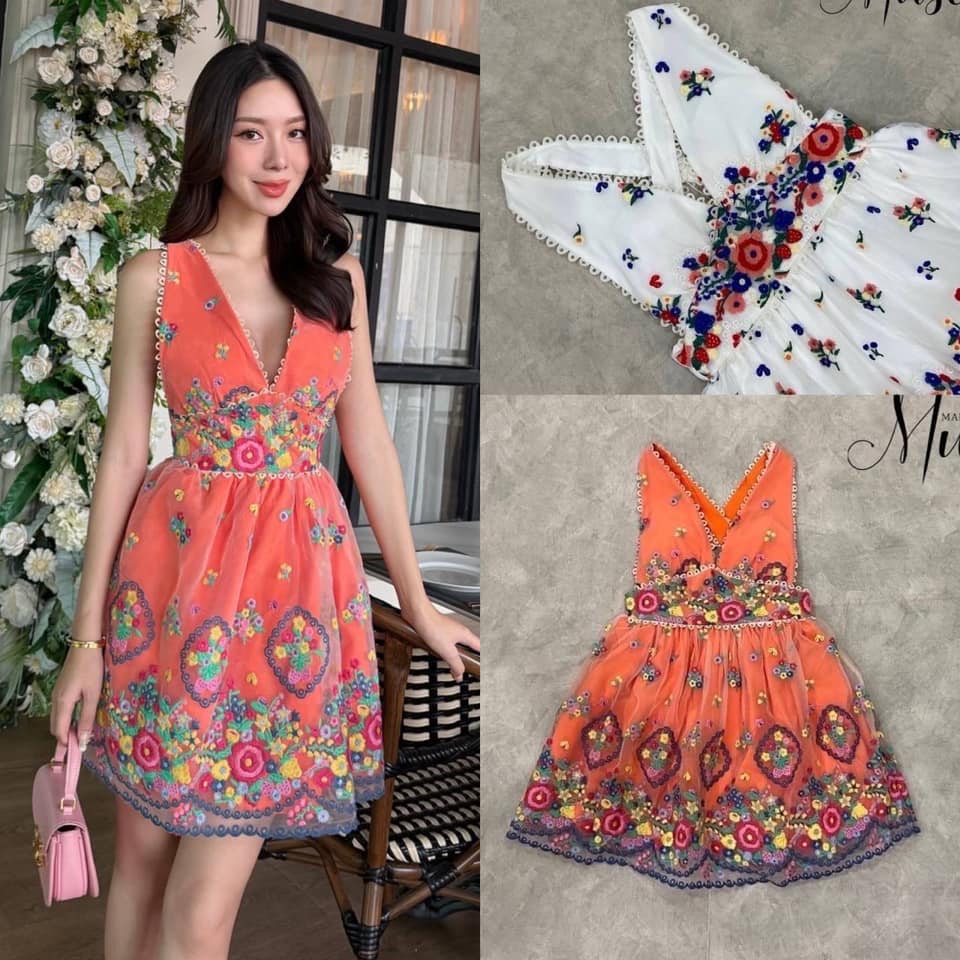 เดรสแขนกุดคอวีทรงไขว้งานปักแน่นๆทั้งตัวปักดอกไม้หลากสีแบบแน่นๆทั้งตัว ใส่สบาย : สินค้าคุณภาพ (พร้อมส่ง)