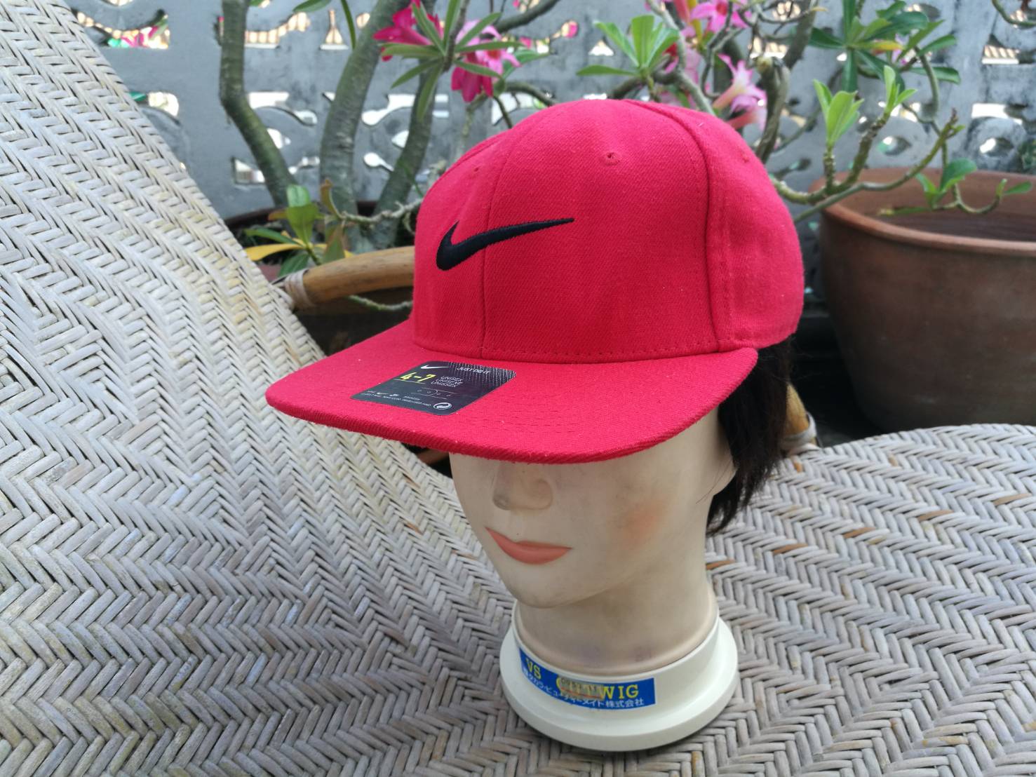 หมวกแก๊ปเด็ก NIKE สีแดงสุดแจ่ม (ของใหม่)