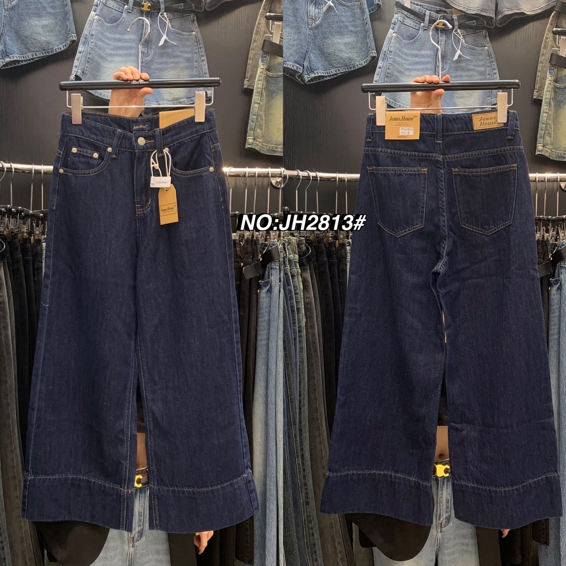 กางเกงยีนส์ขา8ส่วน ทรงมาใหม่คะ ทรงนี้ปีนี้มาแรงมากค่ะ ทรงเรียบๆ ปลายขาเย็บ ปลายขากว้าง เก๋มากๆ เอวสูง ใส่ดูเพรียวมาก（ผ้าไม่ยืด) ใส่สบาย : สินค้าคุณภาพ (พร้อมส่ง)