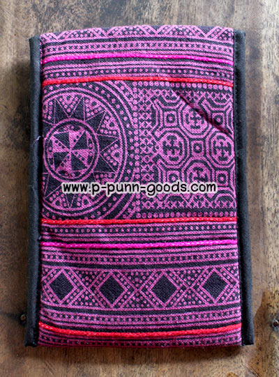กระเป๋าใส่โทรศัพท์/ใส่พาสปอร์ต ผ้าชาวเขา (งานผ้าชาวเขา Upcycled)