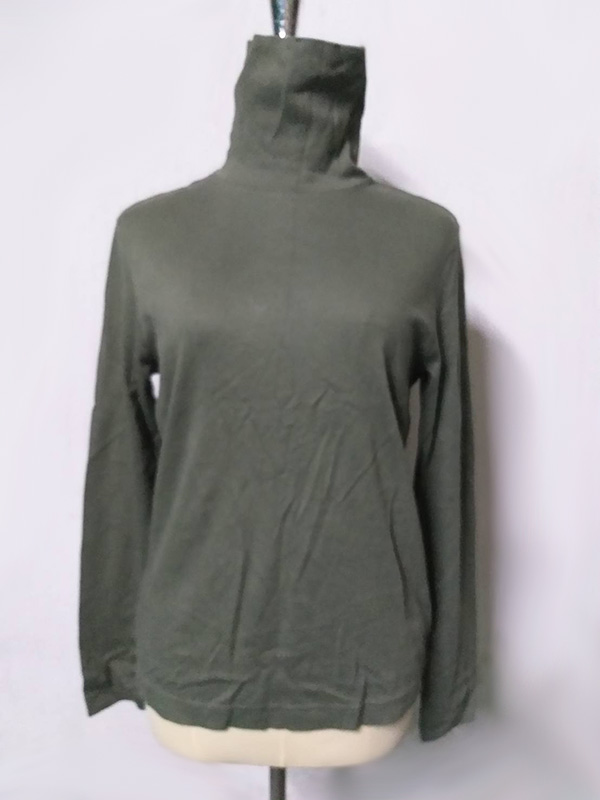 เสื้อคอเต่า Uniqlo SzM ผ้านุ่มมากกก