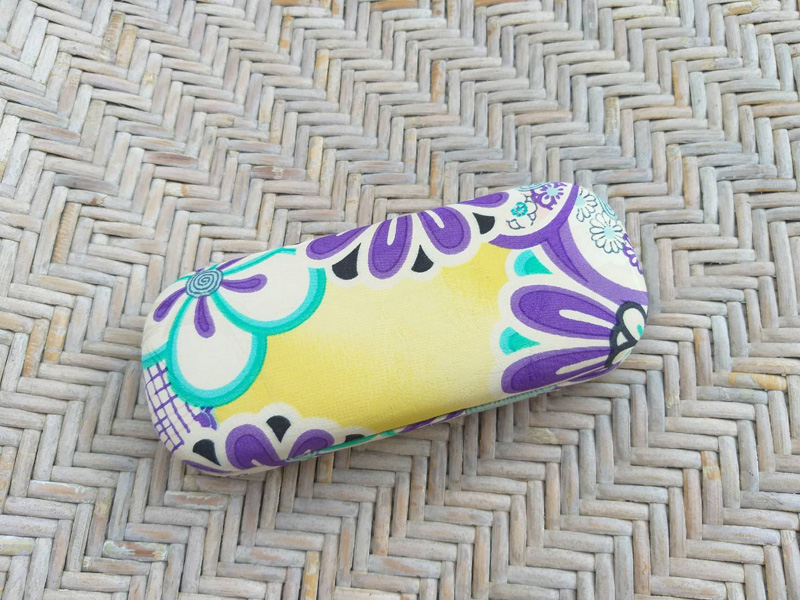 กล่องแว่น บุผ้าแพรลายดอกไม้ สวยวินเทจ