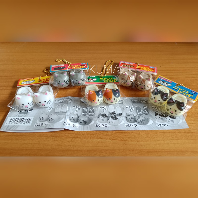กาชาปองโมเดลรองเท้าแตะหน้าแมว Nyanko Slippers